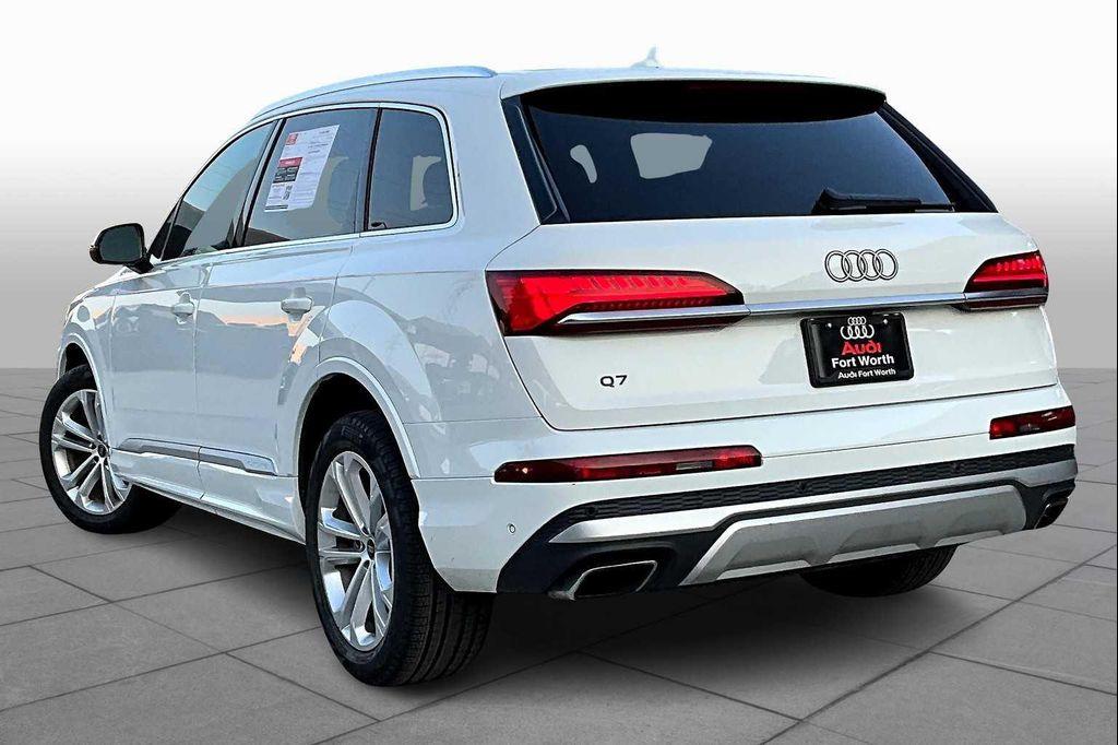 used 2025 Audi Q7 car, priced at $55,800