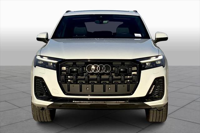 new 2025 Audi Q7 car, priced at $77,840