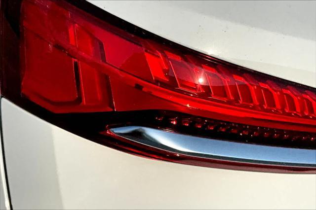 new 2025 Audi SQ7 car, priced at $104,090