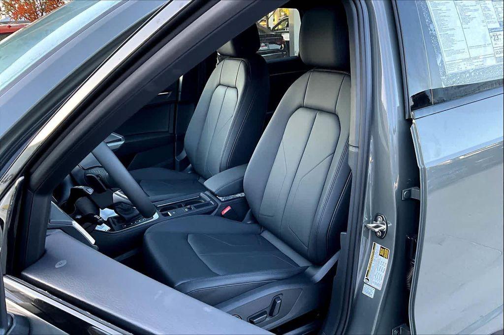 new 2025 Audi Q3 car, priced at $44,060