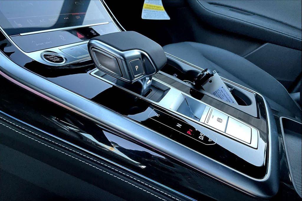 new 2026 Audi Q7 car, priced at $76,445