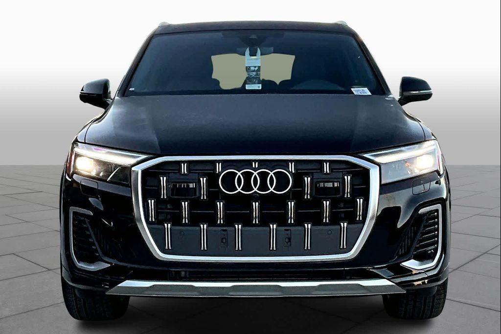 new 2026 Audi Q7 car, priced at $76,445