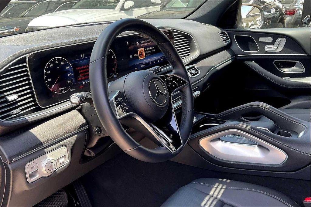 used 2024 Mercedes-Benz GLE 350 car, priced at $55,900