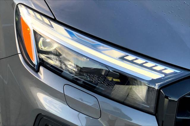 new 2025 Audi Q7 car, priced at $83,750