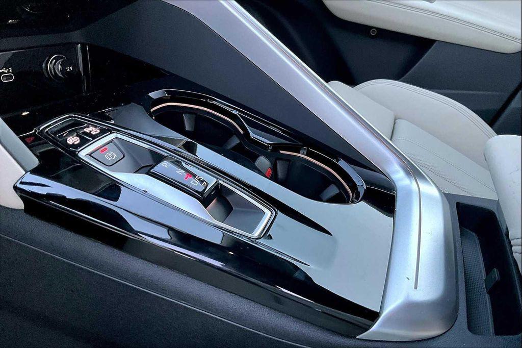 new 2025 Audi Q5 Sportback car