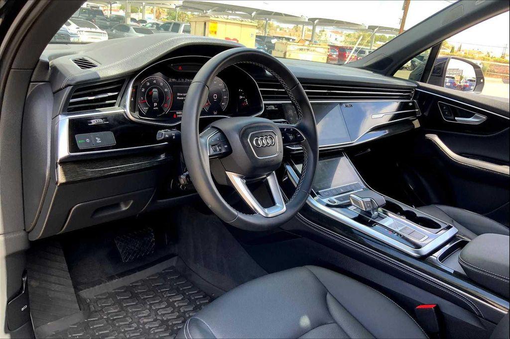 used 2025 Audi Q7 car, priced at $59,700