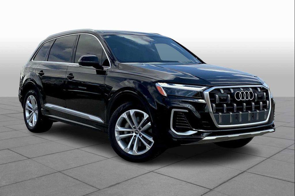 used 2025 Audi Q7 car, priced at $59,700