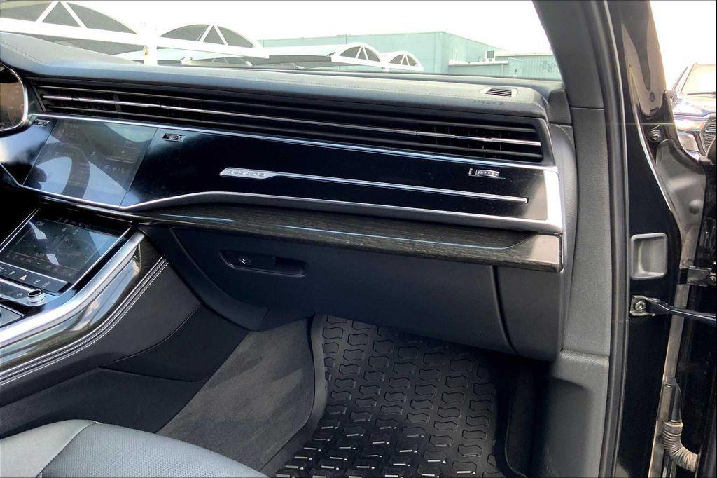 used 2025 Audi Q7 car, priced at $59,700