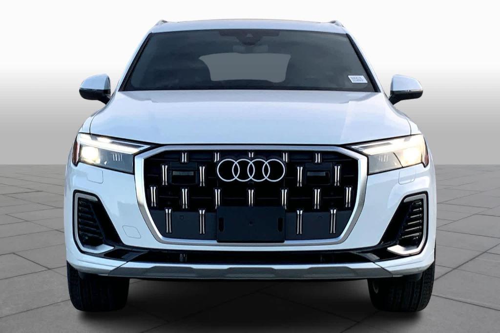 new 2025 Audi Q7 car, priced at $66,020