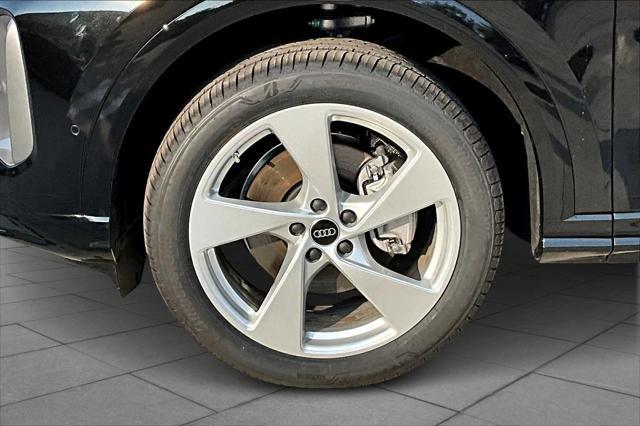 new 2025 Audi Q5 car, priced at $61,300