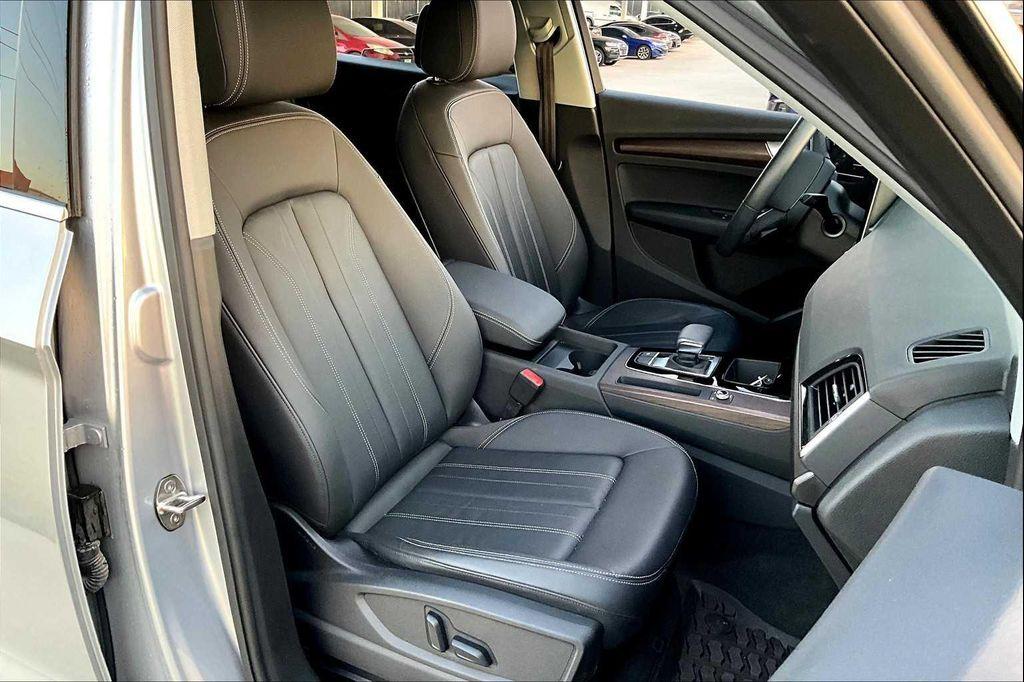 used 2023 Audi Q5 car, priced at $33,900