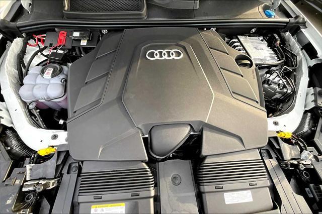 new 2025 Audi Q7 car, priced at $74,967
