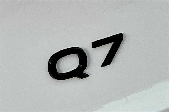 new 2025 Audi Q7 car, priced at $74,967