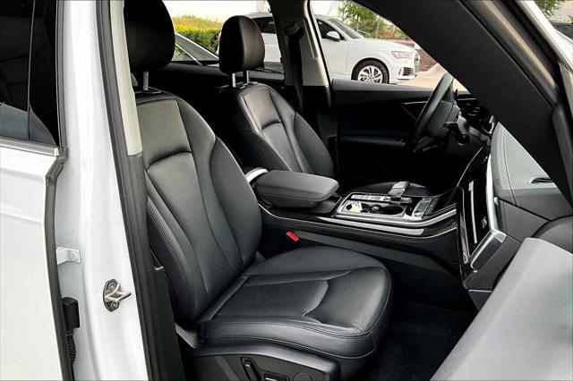 used 2024 Audi Q7 car, priced at $44,200