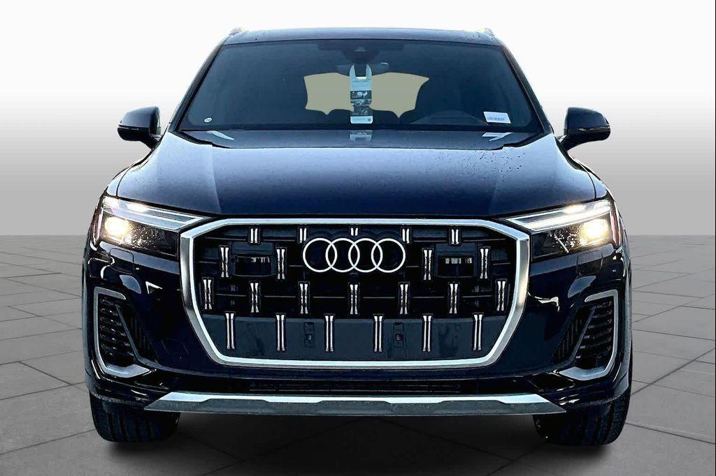 new 2026 Audi Q7 car, priced at $81,105