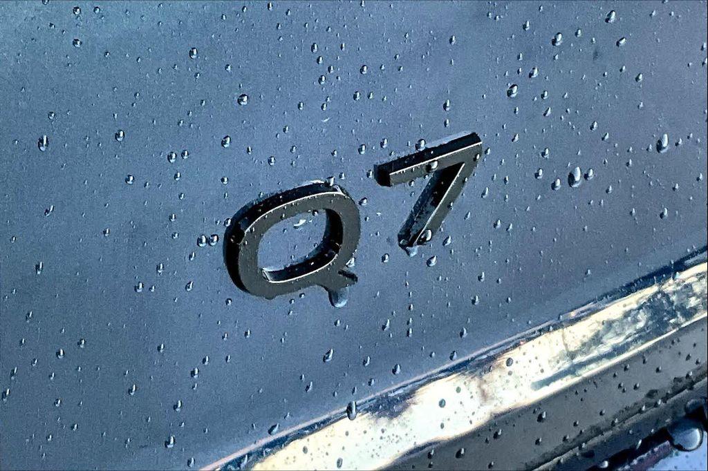 new 2026 Audi Q7 car, priced at $81,105
