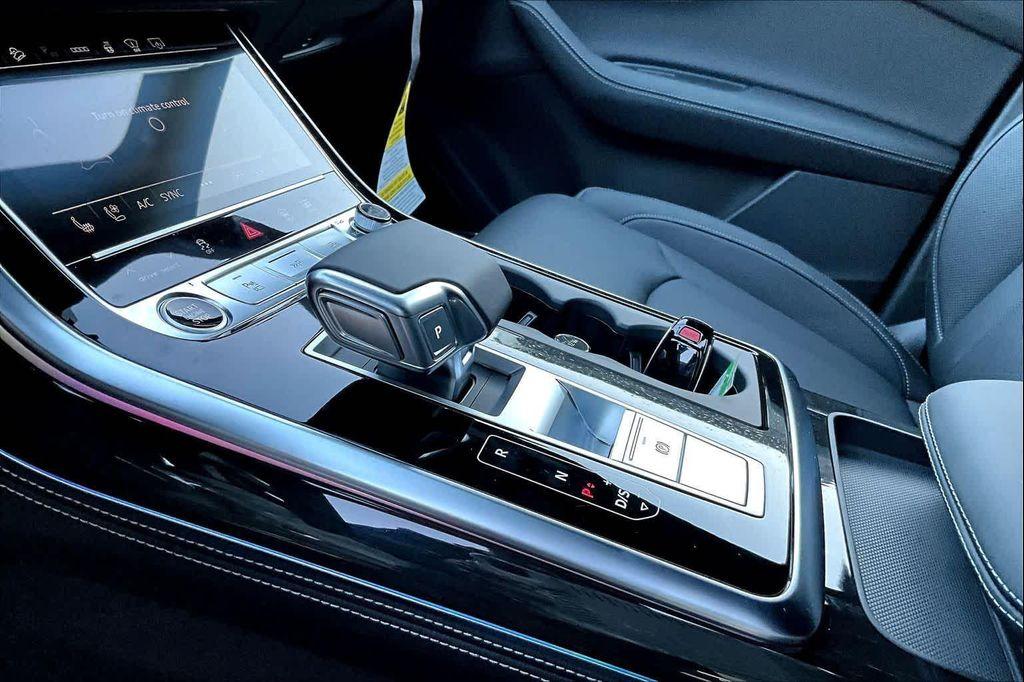 new 2026 Audi Q7 car, priced at $81,105