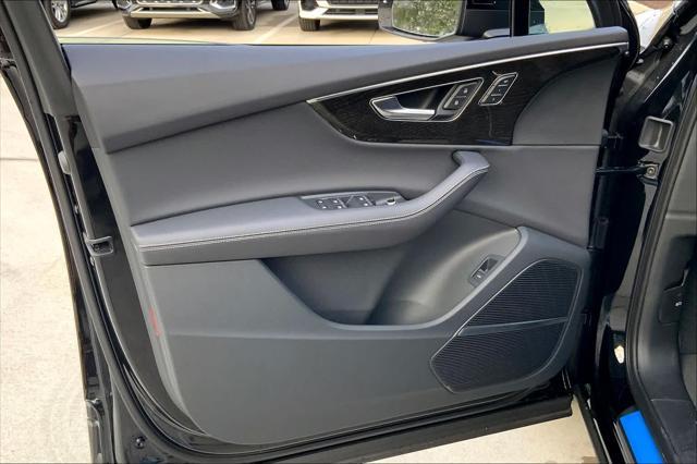 new 2025 Audi Q7 car, priced at $85,400
