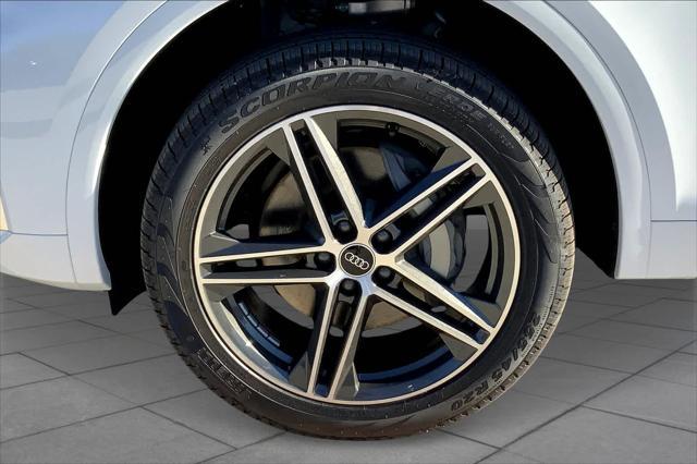 new 2025 Audi Q5 car, priced at $65,798