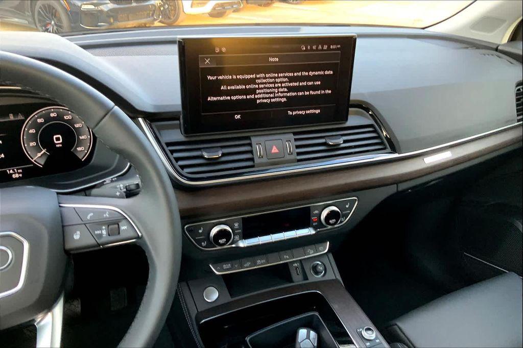 new 2025 Audi Q5 car, priced at $65,929