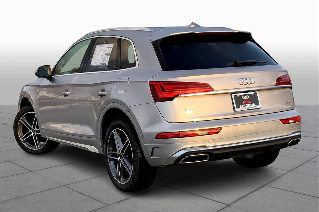 new 2025 Audi Q5 car, priced at $65,929