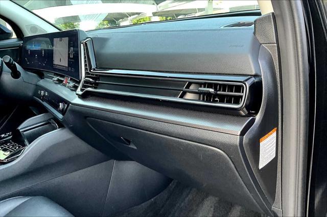 used 2024 Kia Sportage Hybrid car, priced at $33,900