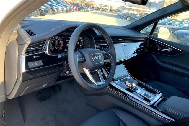 new 2025 Audi Q7 car, priced at $77,450