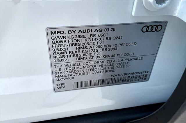 new 2025 Audi Q7 car, priced at $77,450