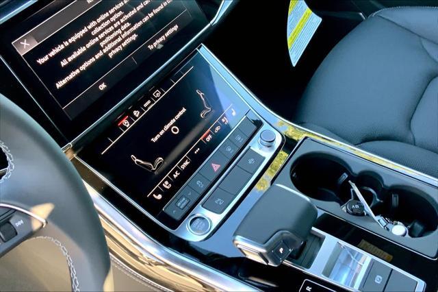 new 2025 Audi Q7 car, priced at $76,350