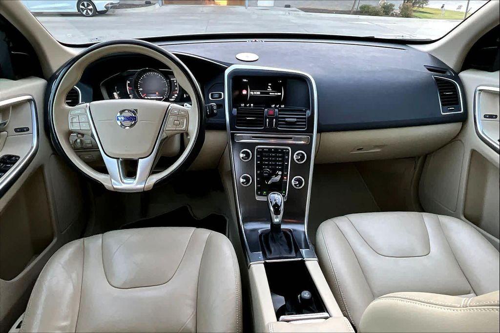 used 2015 Volvo XC60 car, priced at $13,700