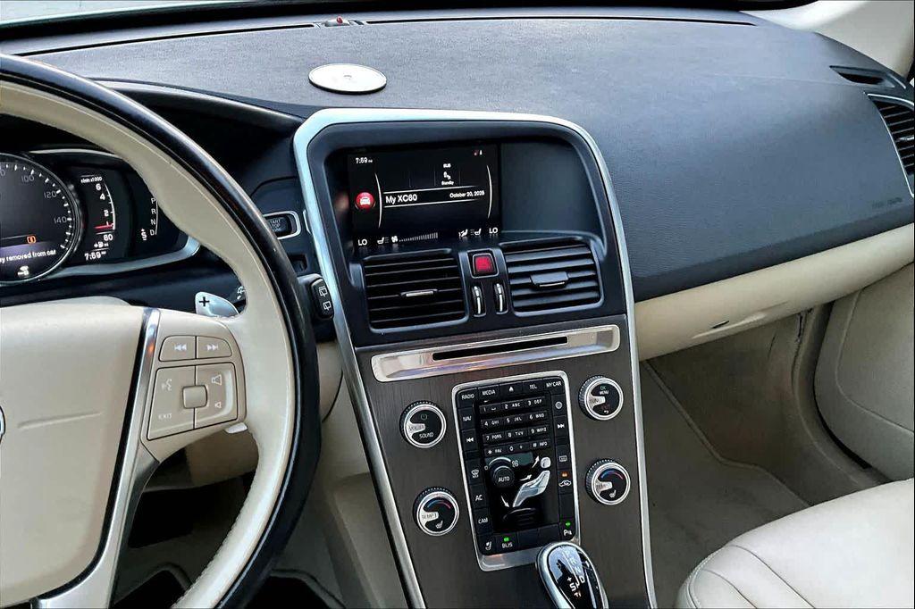 used 2015 Volvo XC60 car, priced at $13,700