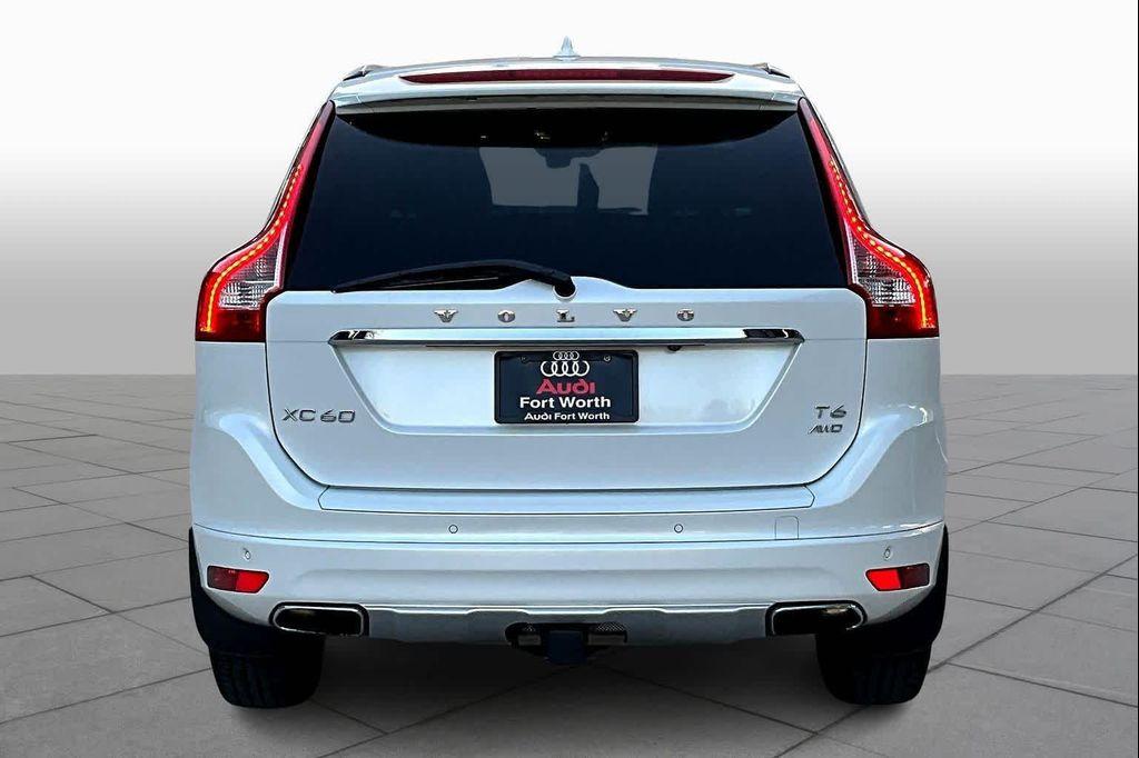 used 2015 Volvo XC60 car, priced at $13,700