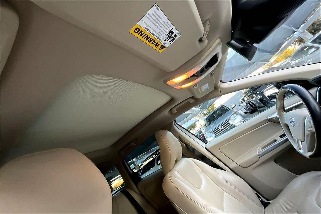 used 2015 Volvo XC60 car, priced at $13,700