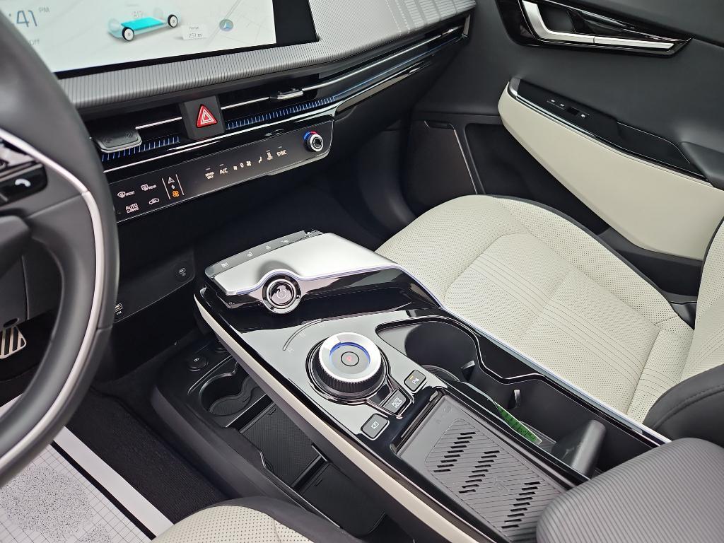 used 2024 Kia EV6 car, priced at $33,878