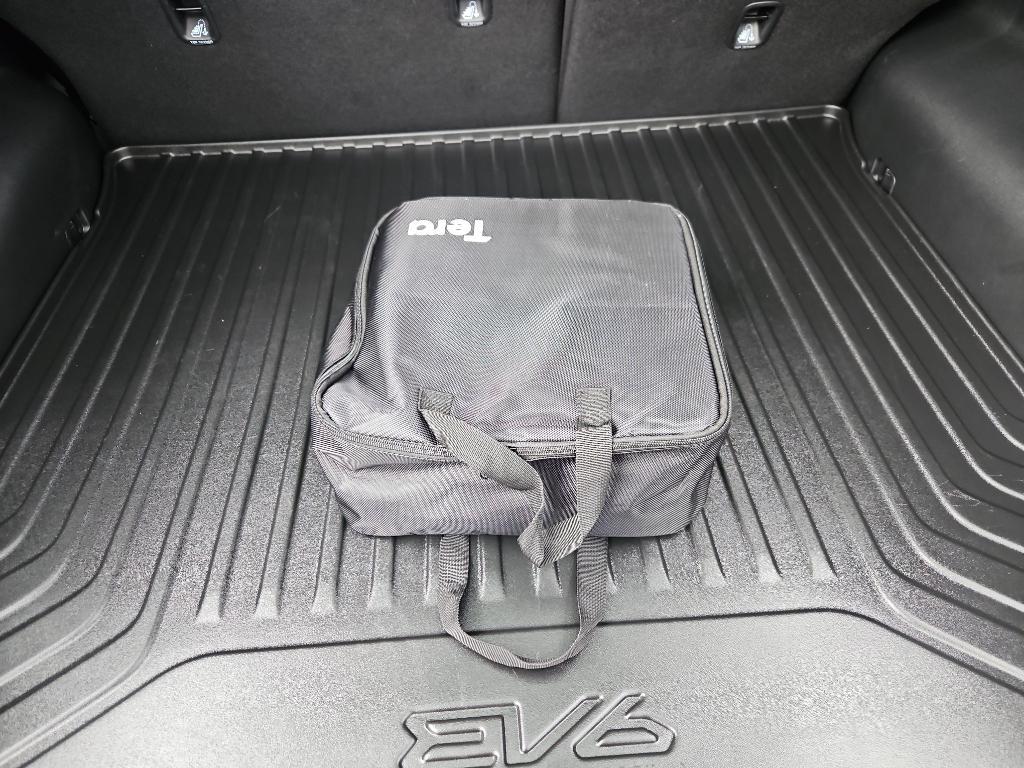 used 2024 Kia EV6 car, priced at $33,878