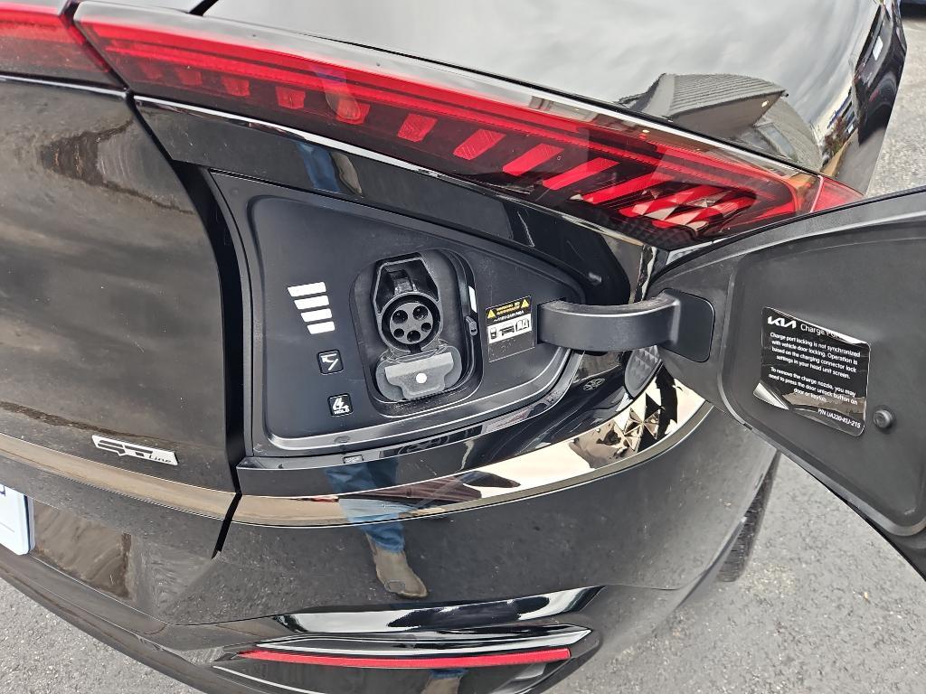 used 2024 Kia EV6 car, priced at $33,878