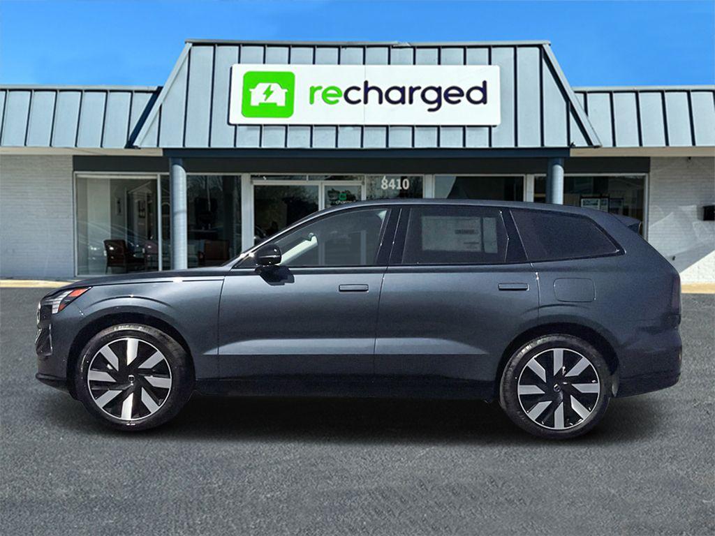 used 2025 Volvo EX90 car, priced at $90,340