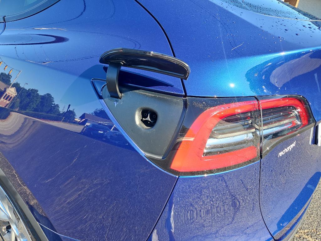 used 2021 Tesla Model Y car, priced at $27,599