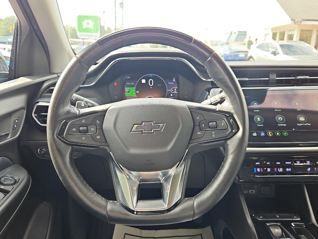 used 2022 Chevrolet Bolt EUV car, priced at $19,992