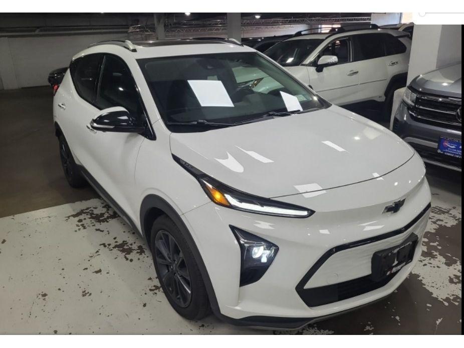 used 2022 Chevrolet Bolt EUV car, priced at $21,998