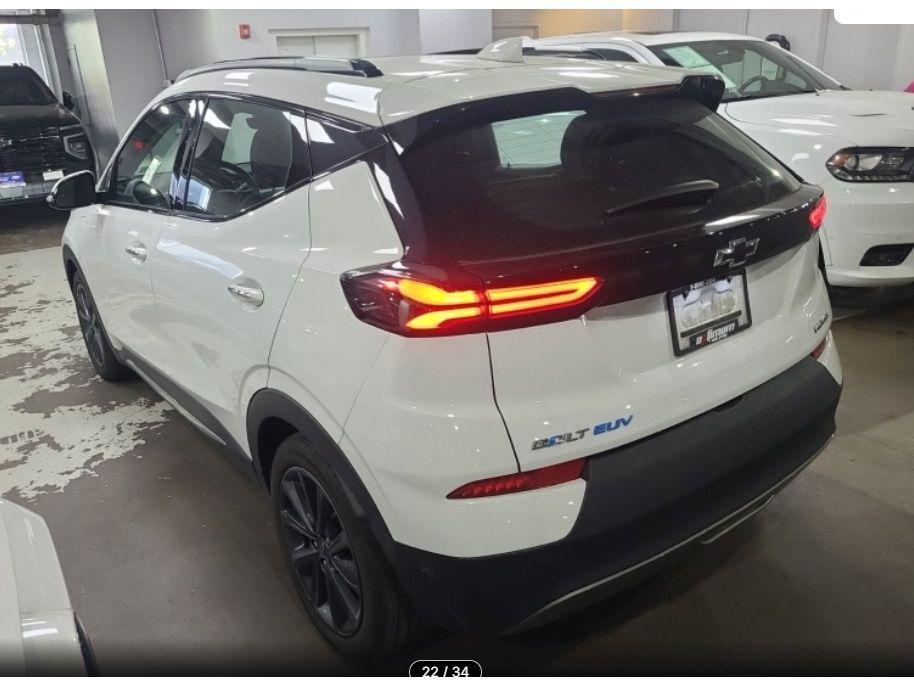 used 2022 Chevrolet Bolt EUV car, priced at $21,998