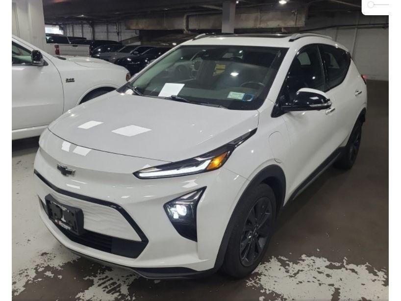 used 2022 Chevrolet Bolt EUV car, priced at $21,998