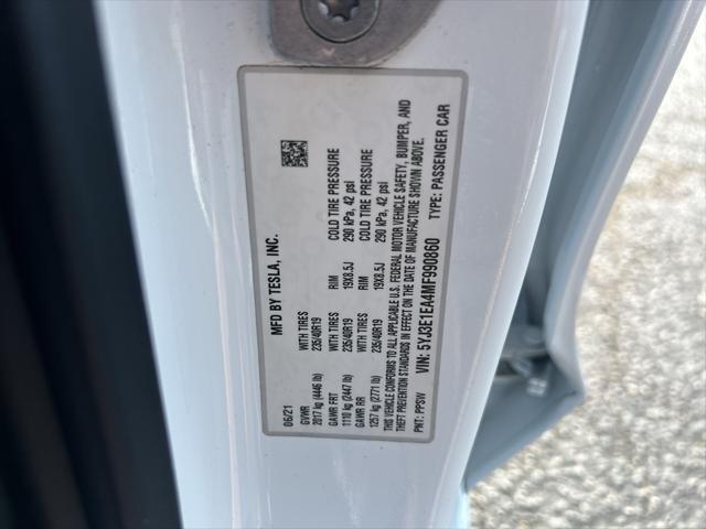 used 2021 Tesla Model 3 car, priced at $17,998