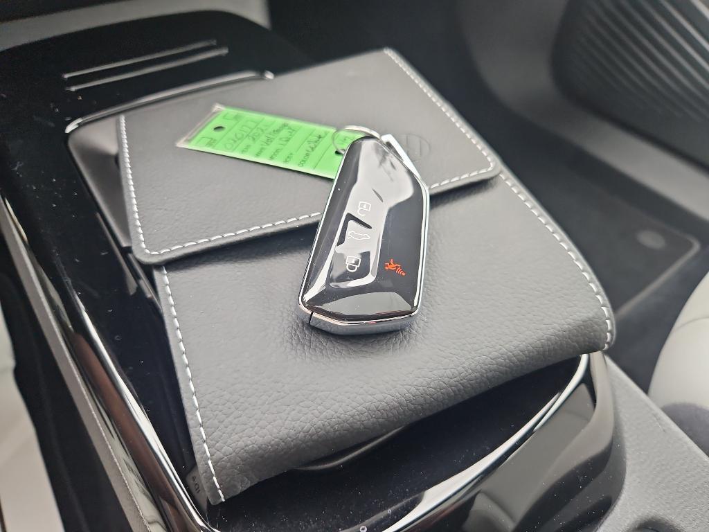 used 2021 Volkswagen ID.4 car, priced at $20,300