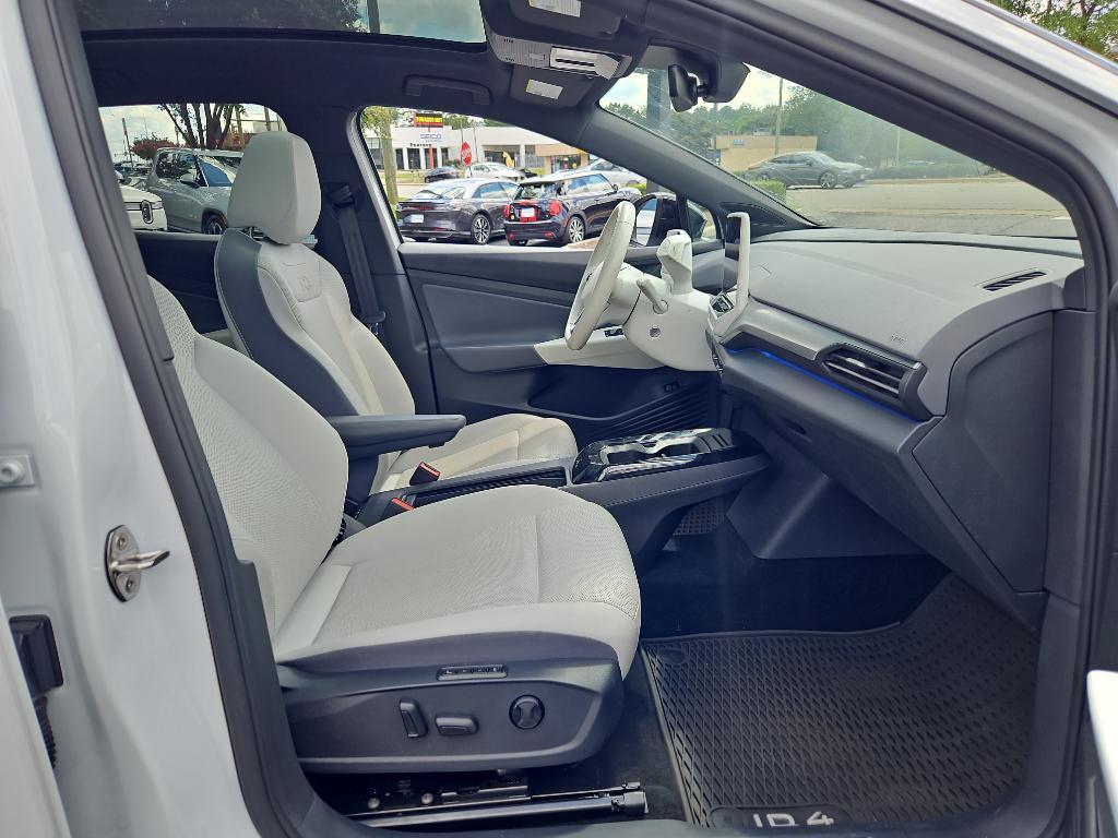 used 2021 Volkswagen ID.4 car, priced at $20,300