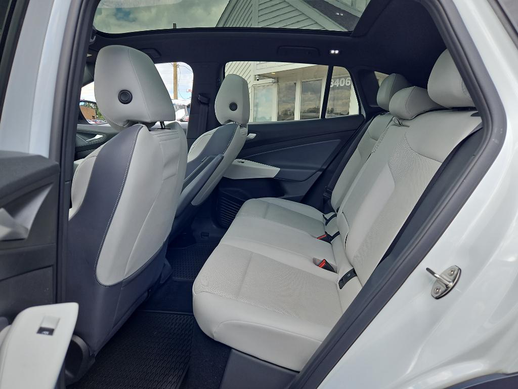 used 2021 Volkswagen ID.4 car, priced at $20,300
