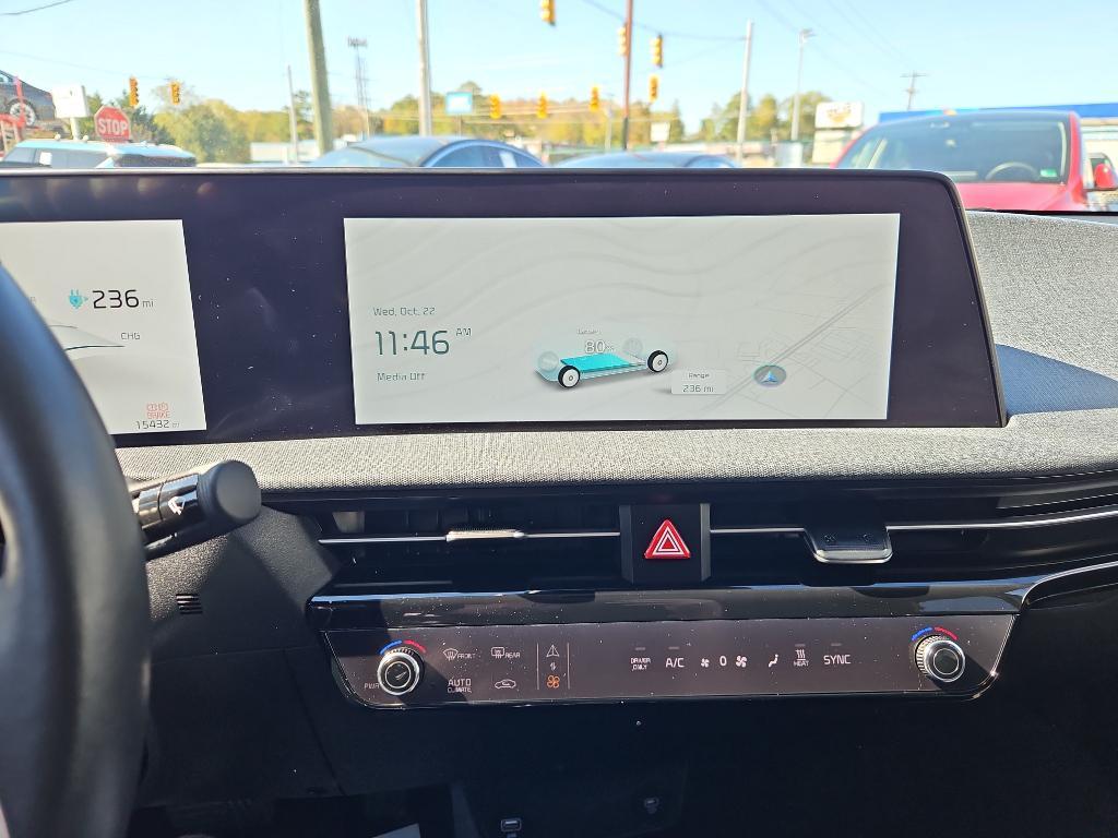 used 2024 Kia EV6 car, priced at $28,699