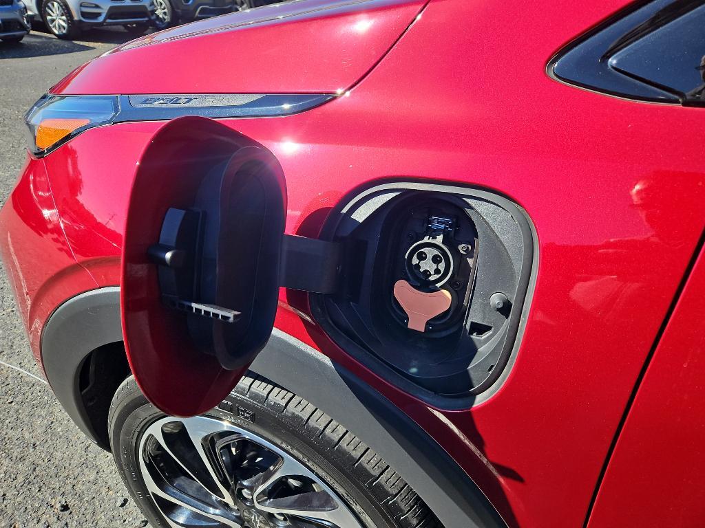 used 2022 Chevrolet Bolt EUV car, priced at $20,519