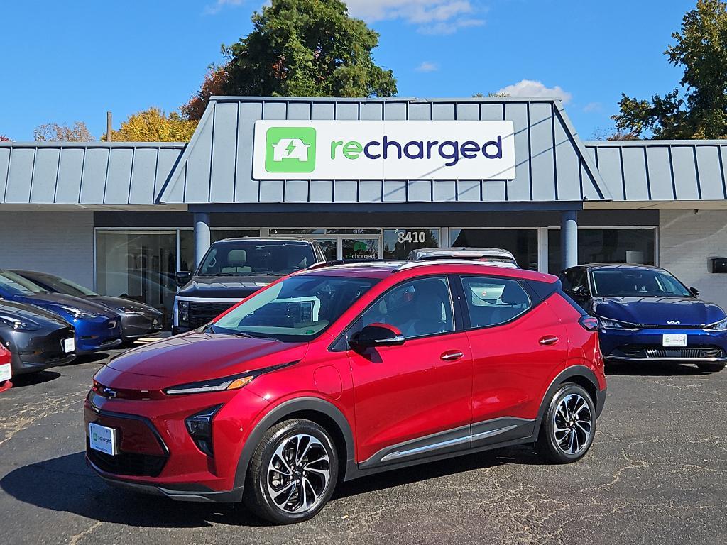 used 2022 Chevrolet Bolt EUV car, priced at $21,998