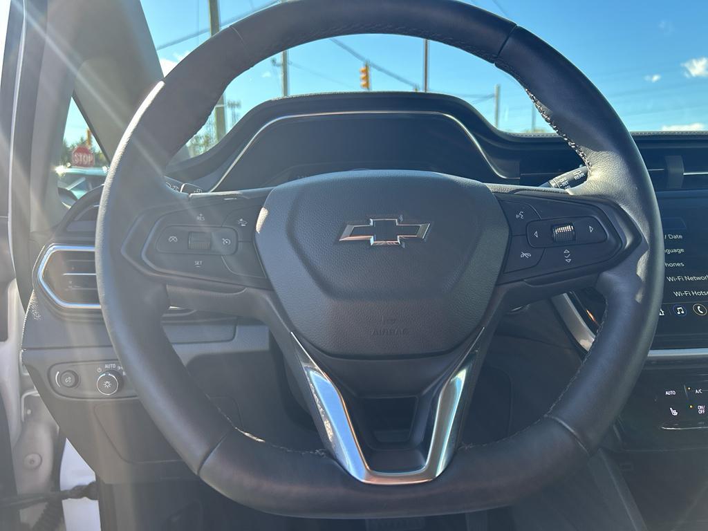used 2023 Chevrolet Bolt EV car, priced at $20,998